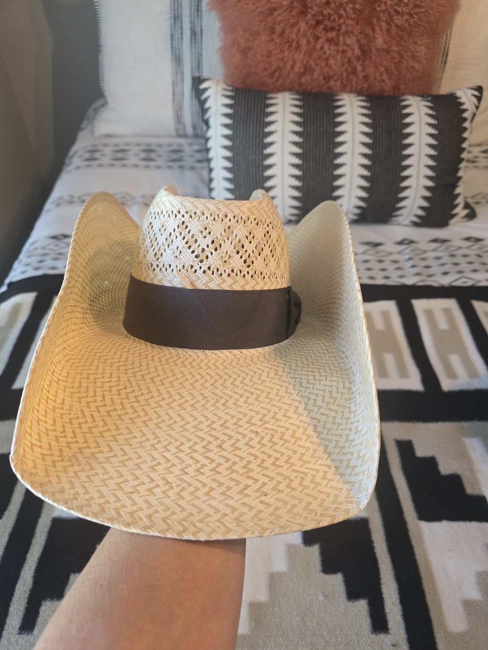 Straw Cowboy Hat with Dark Band - Natural